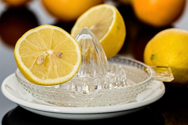 Zumo de limón contra la gripe