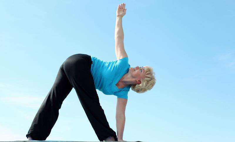 Yoga para mayores de 50