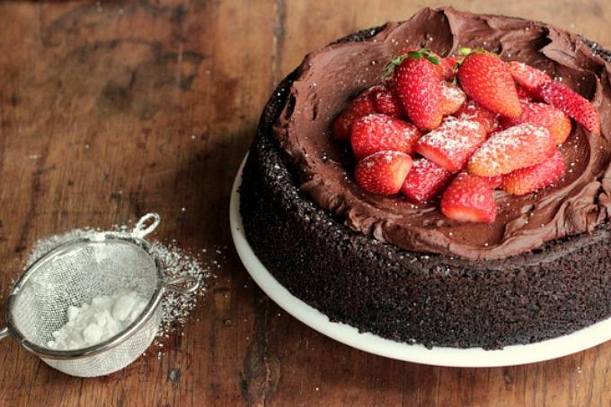 Torta mousse de chocolate (2 ingredientes) vegana