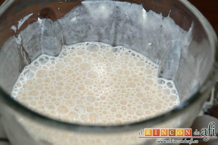 Lassi de Navidad, triturar hasta que quede todo integrado