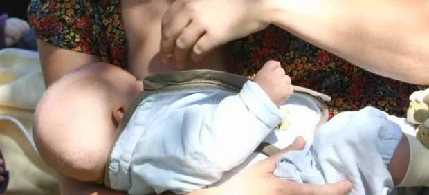 La lactancia materna protege de la contaminación ambiental