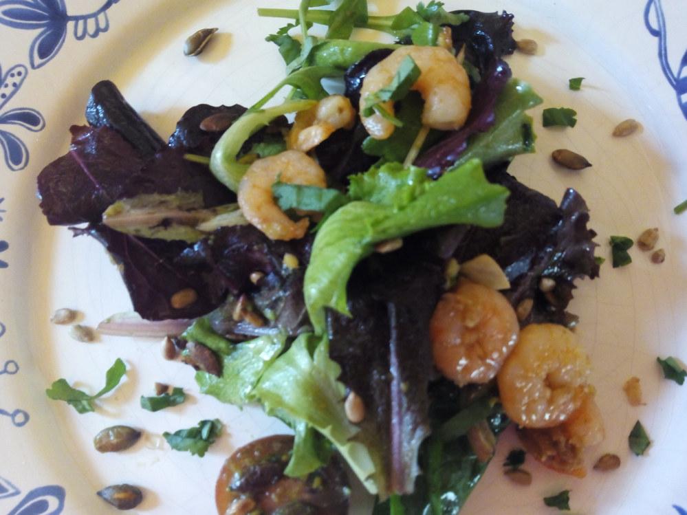 Ensalada de gambas y aguacate para adelgazar disfrutando (7)