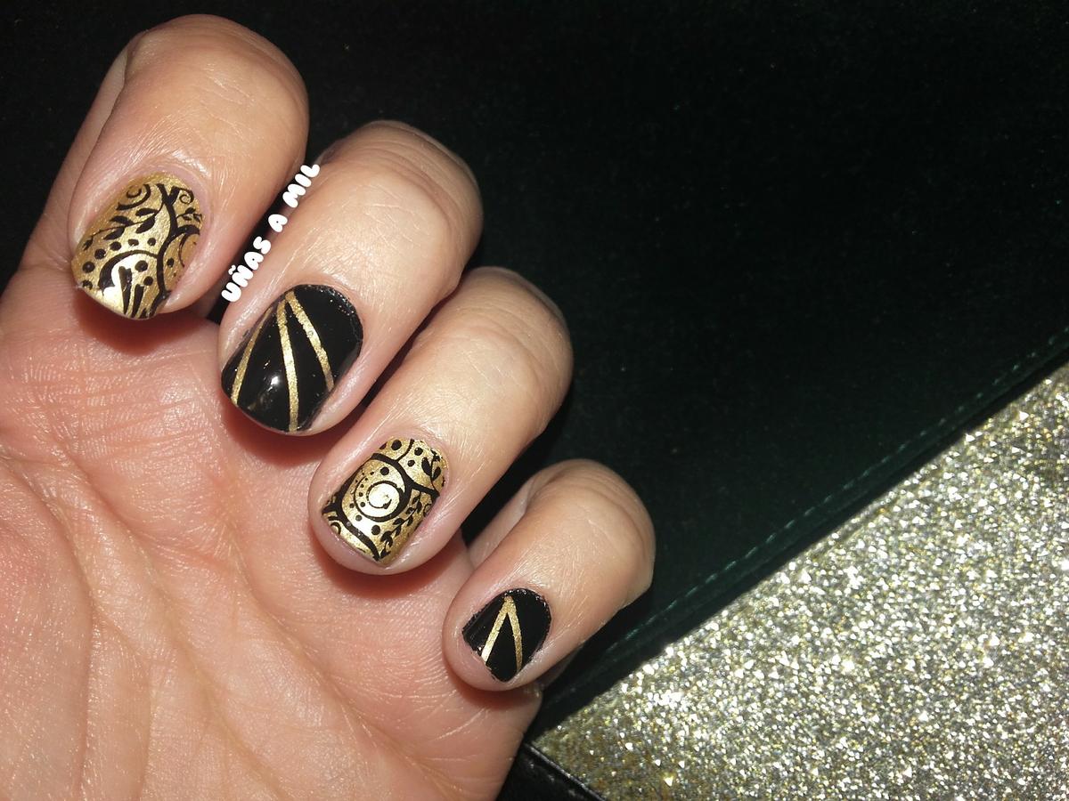 nail_art_diseño_decoración_uñas_negro_dorado_fiesta_navidad_año_nuevo_noche (4)