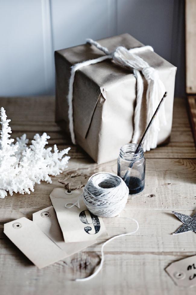 06-christmas decorations