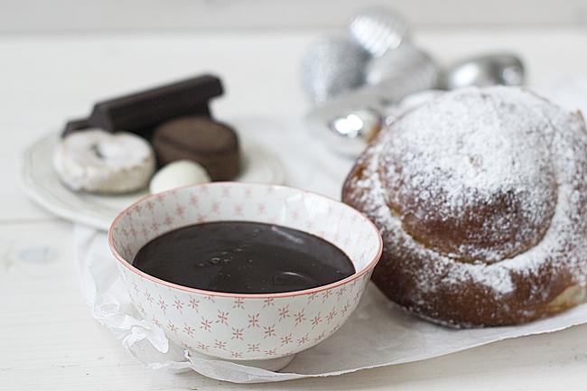 chocolate a la taza con ensaimadas