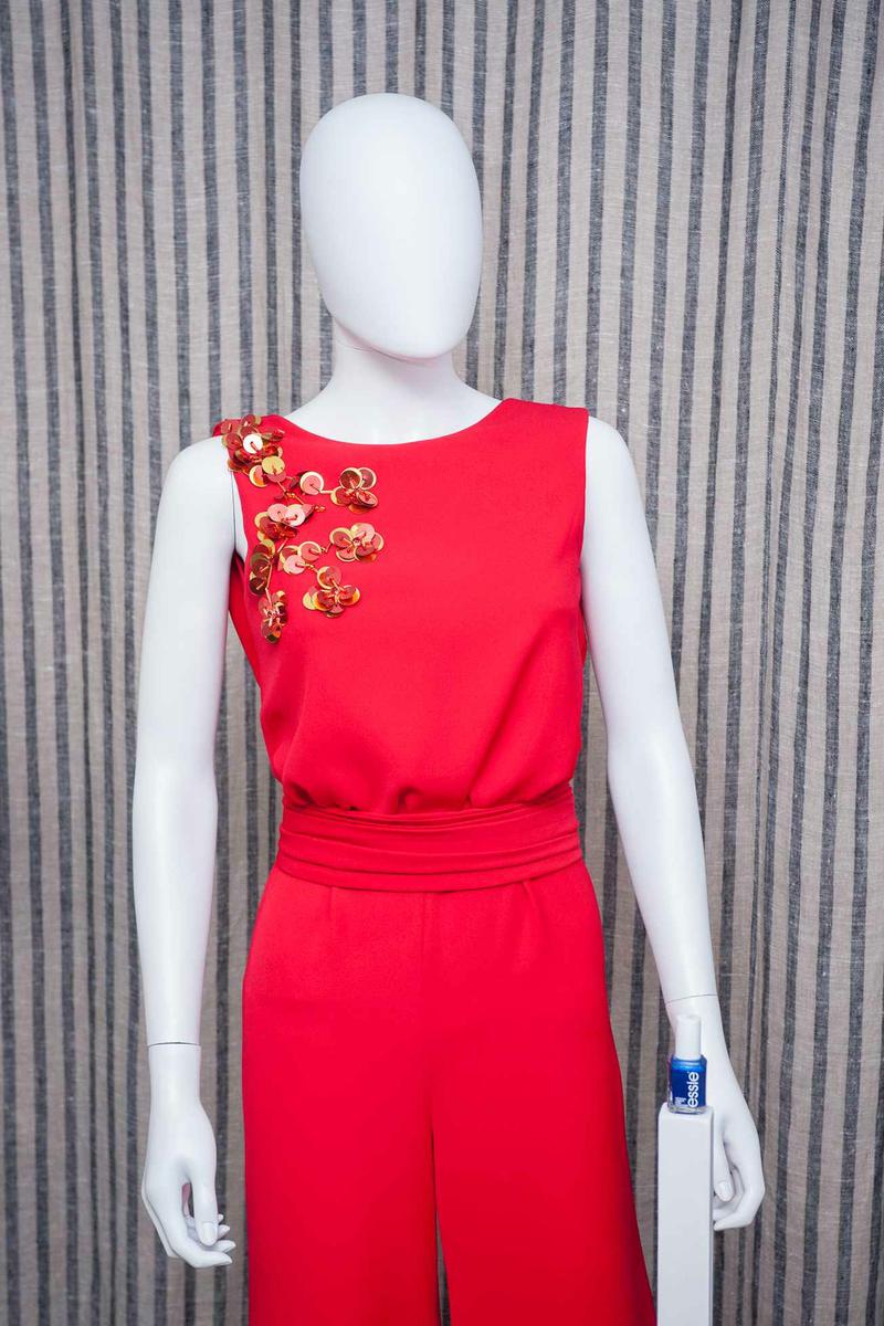 mono rojo de david christian