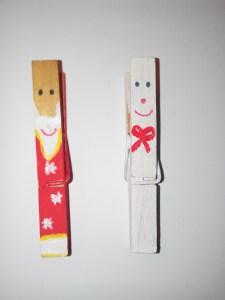 crea adornos navdeños con pinzas de la ropa