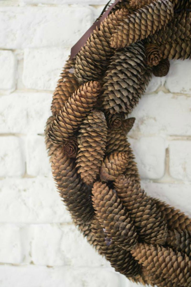 Crea tu propia corona de piñas con este tutorial de All Lovely Party