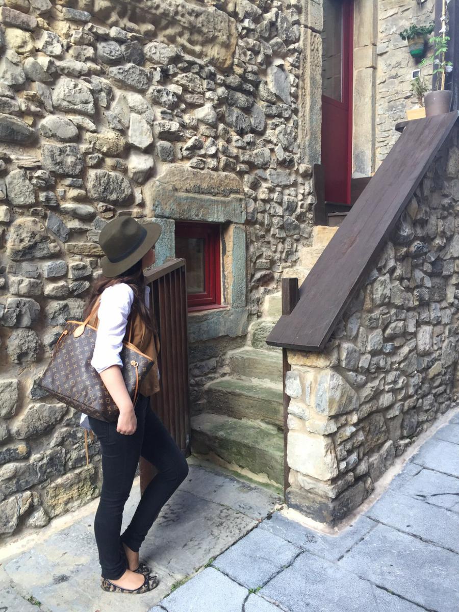 DANCING WITH WOLFS 3