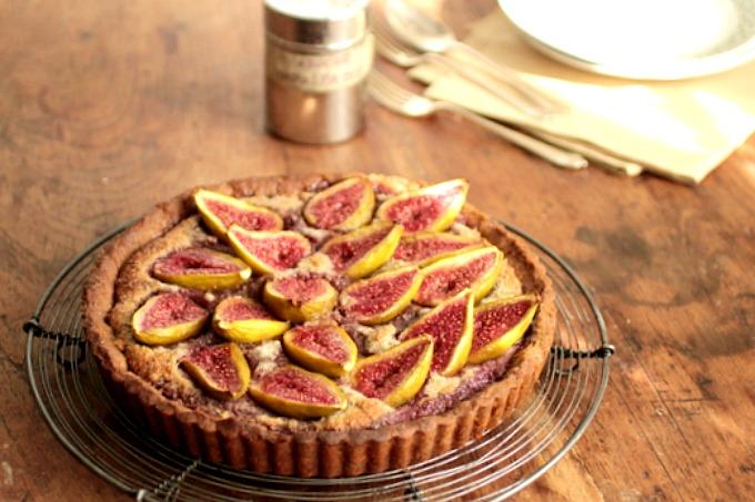 Tarta de higos, nuez y miel