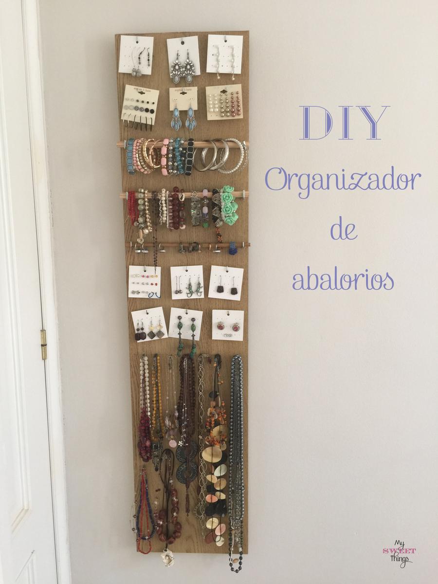 Complicación de proyectos del 2015 | Organizador de abalorios DIY | Via www.sweethings.net