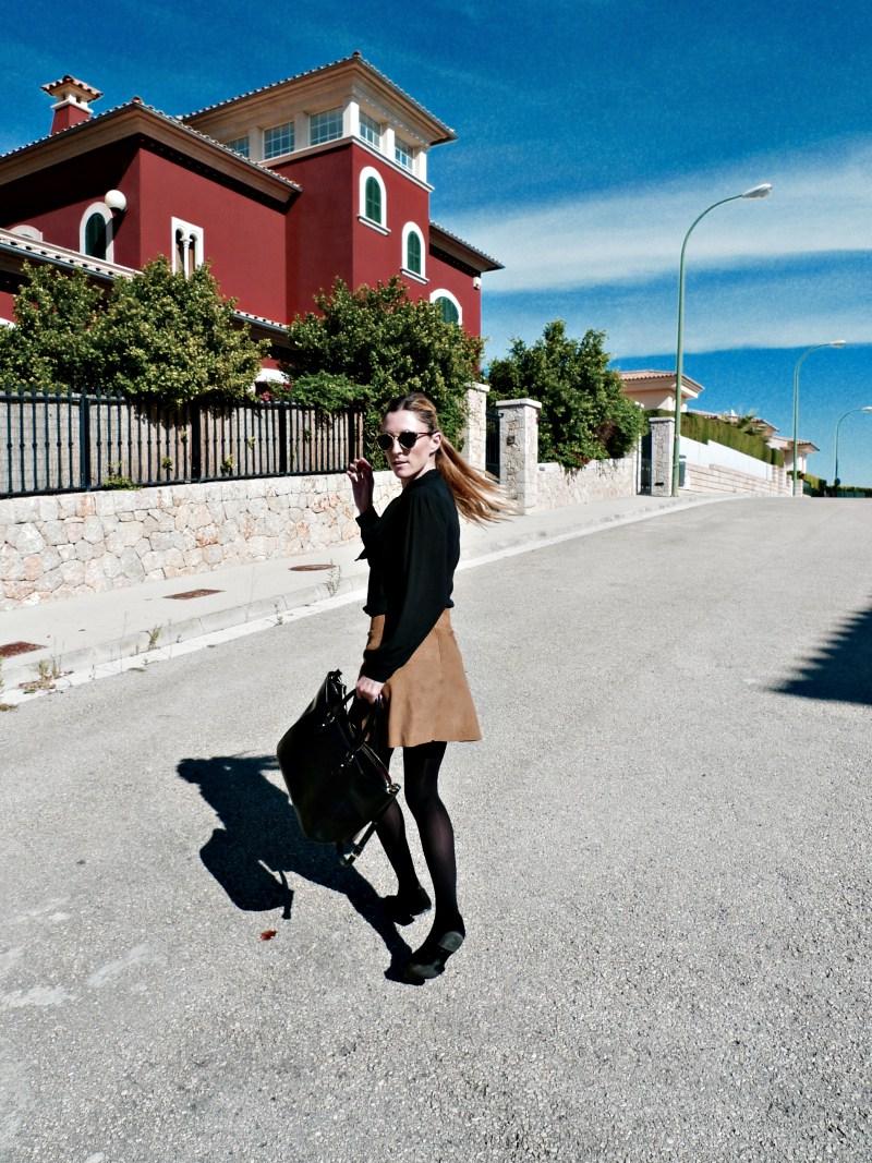 Doeskin Skirt With Black Blouse paula casielles 1
