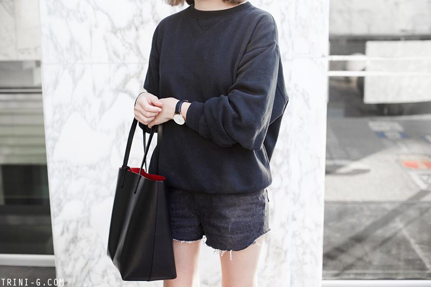 Trini |Gap sweatshirt Levis vintage shorts Adidas Superstar sneakers