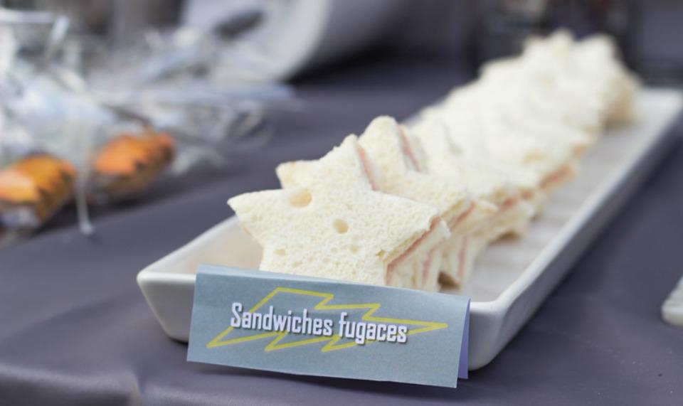 Una fiesta espacial infantil en All Lovely Party