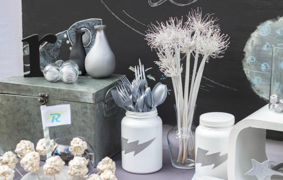 Una fiesta espacial infantil en All Lovely Party