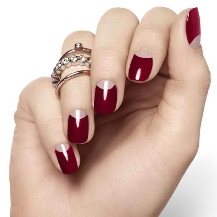diseño-de-uñas-rojo-elegante