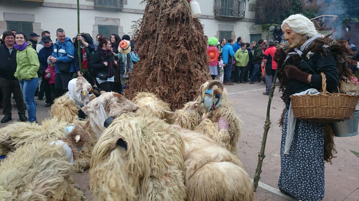 carnavaldeiturenyzubieta-ovejas
