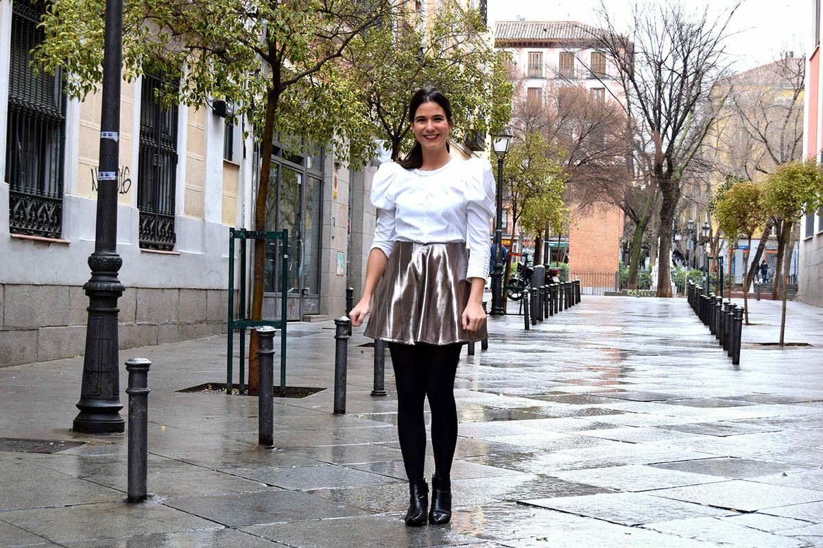 falda plateada moda street style