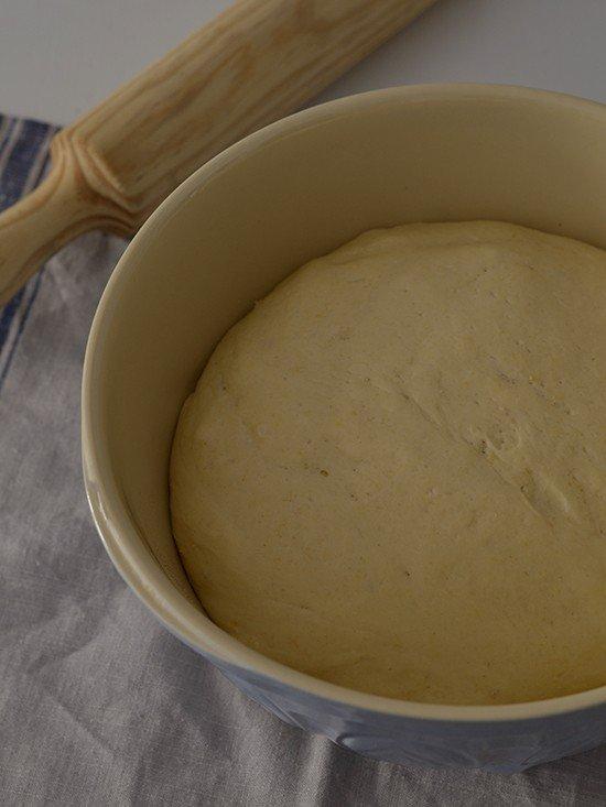 cinnamon roll bundt cake 31