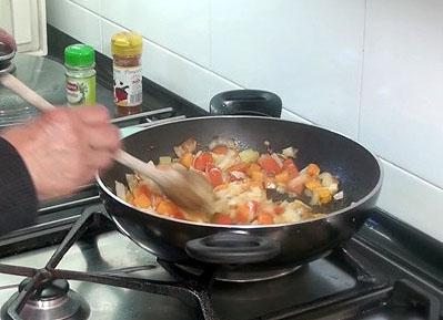 Sopa de lentejas con verduras24