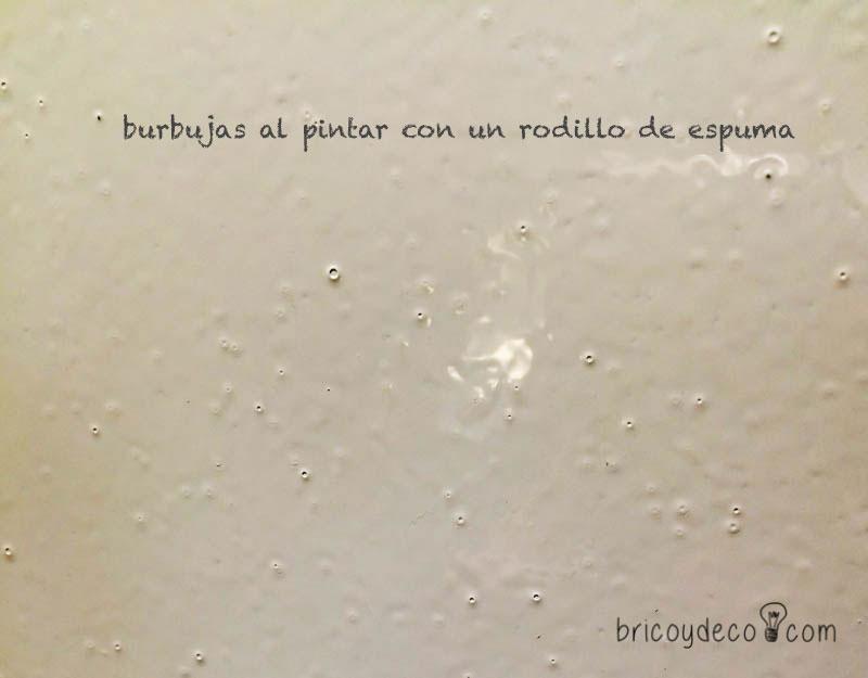 burbujas dejadas por rodillo de espuma