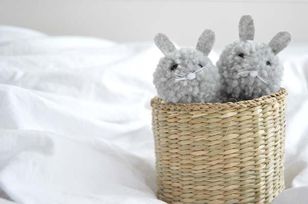 AYS-CONEJITOS-POMPONES-DIY-5