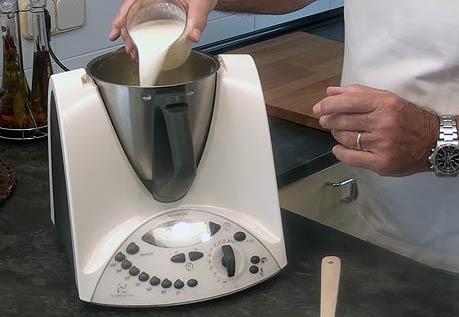 como hacer nata (crema de leche) en casa para montar09
