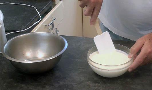 como hacer nata (crema de leche) en casa para montar16