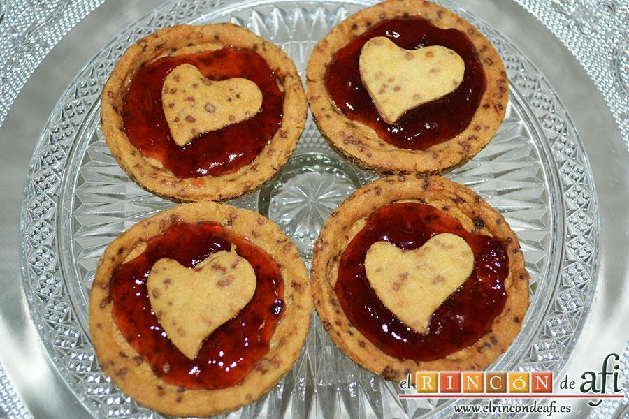 Minitartaletas de mermelada de Lorraine Pascale, decorar las tartaletas