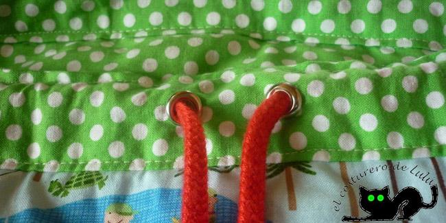 Coloca el cordón en la pretina