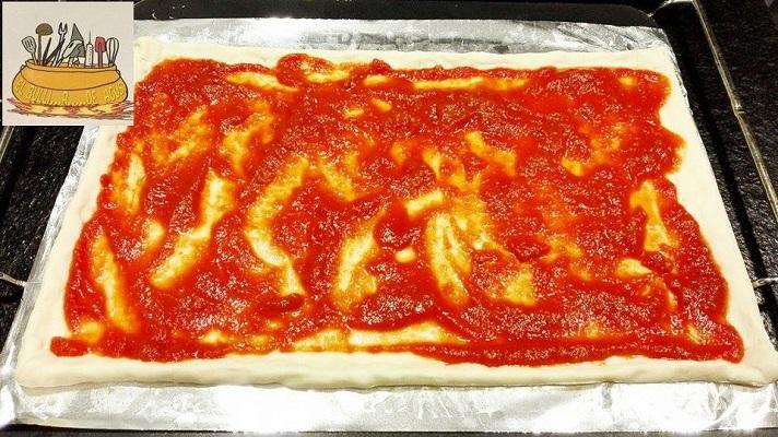 Pizza de cogotes de atún y anchoas