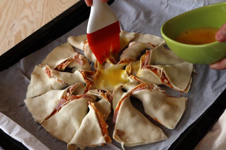 Flor de hojaldre salada 25