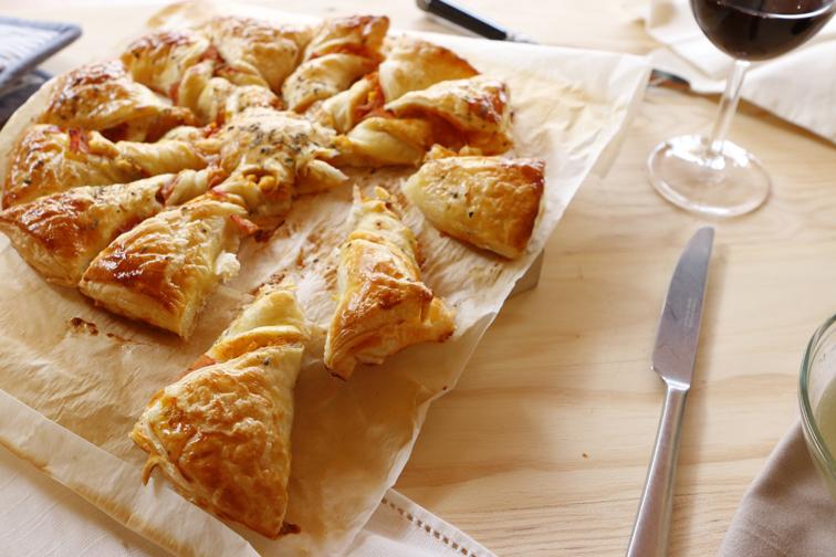 Flor de hojaldre salada 52