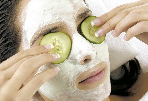 06673g-mascarilla-casera-pepino-limpieza-cutis