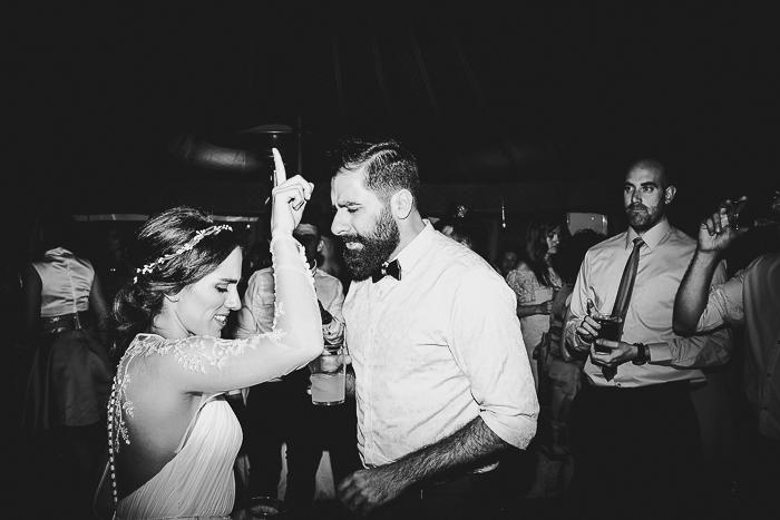 Boda de Israel y Raquel al aire libre en madrid