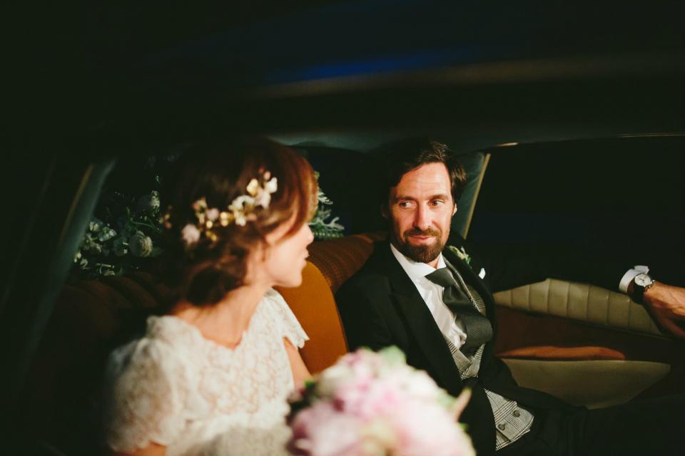 Una boda al aire libre en All Lovely Party - Fotografías Volvoreta Bodas