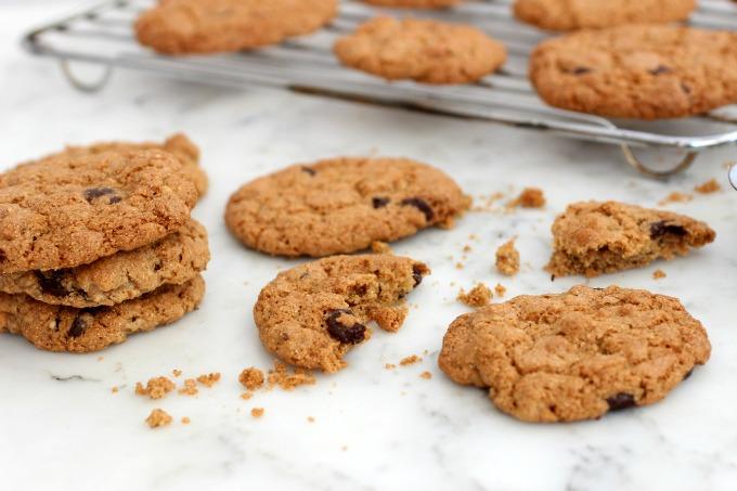 Cookies de avena, chocolate, sésamo y nueces - sin gluten