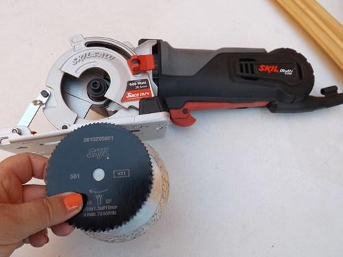 Sierra compacta multimaterial de Skil para trabajos de bricolaje 6