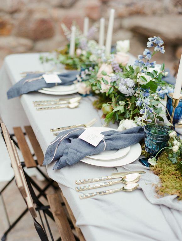 Azul serenity para tu boda: inspiración para novias e invitadas 2016