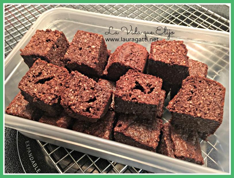 Budín de nueces, chia y chocolate