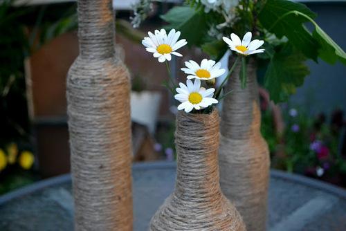 Decorar botellas de cristal con cuerda