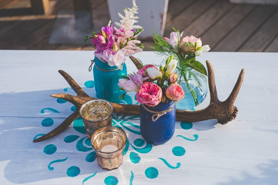 Una boda veraniega en colores azules, rosa y melocotón en All Lovely Party