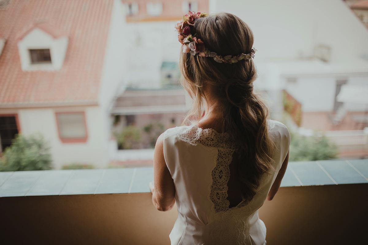 coronas de flores para novias