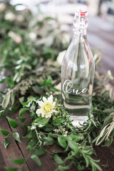 colores-de-boda-organizacion-weding-planner-meseros-botella-numero-13