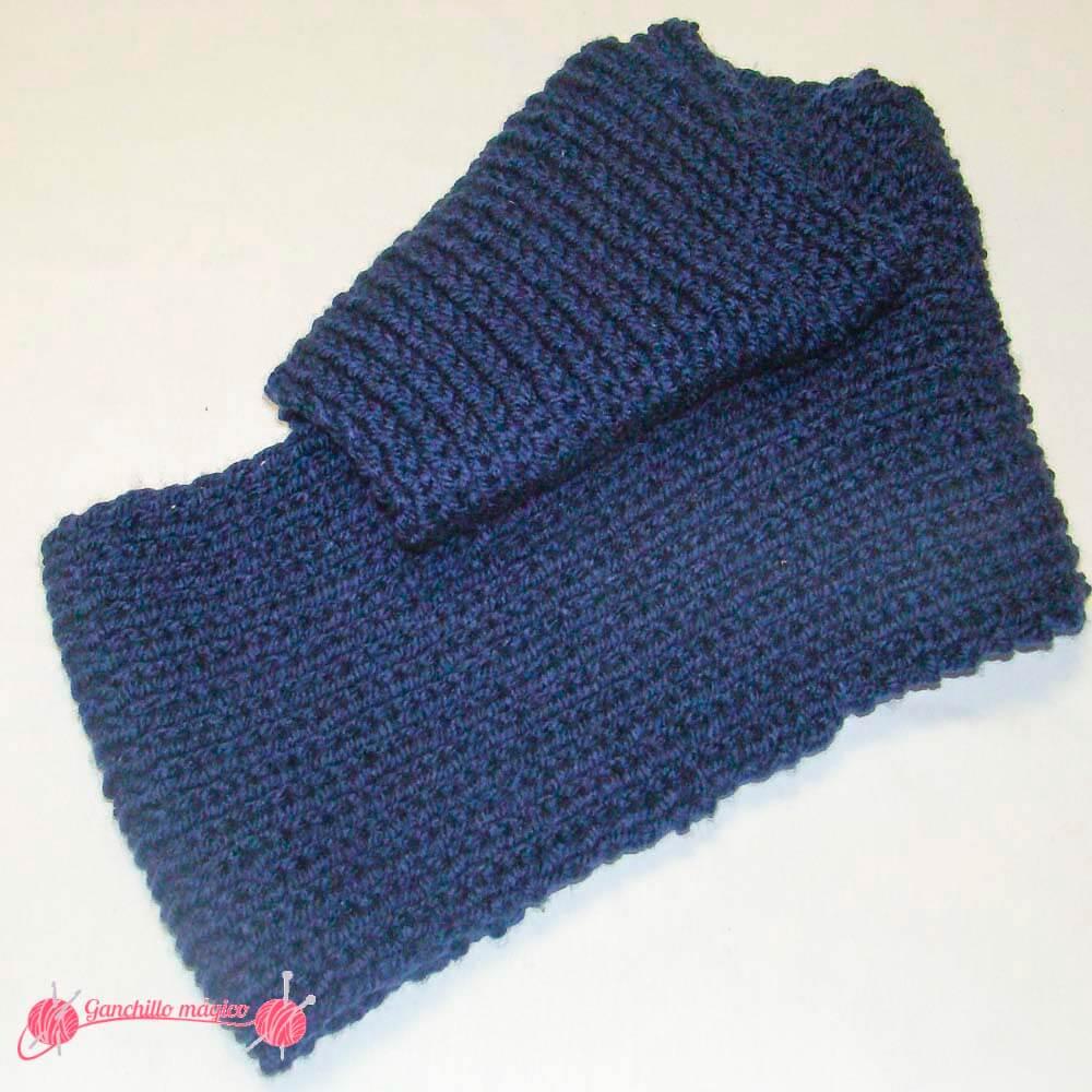 Cuellos fáciles en punto infinito azul