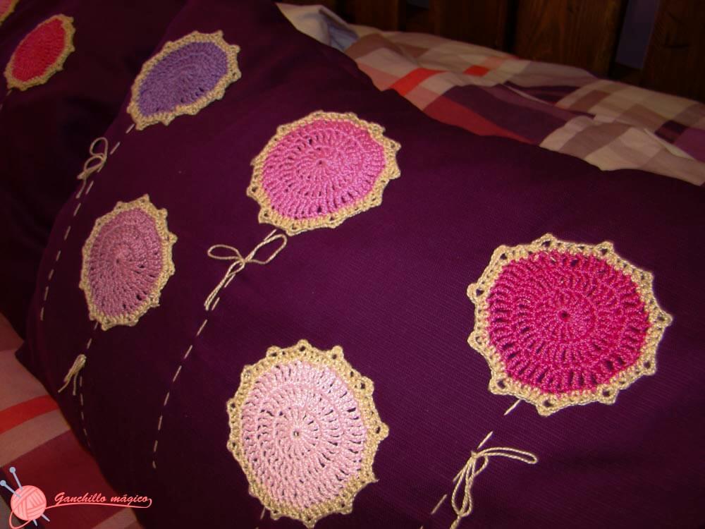 cojines o almohadones fantasia en ganchillo (3)
