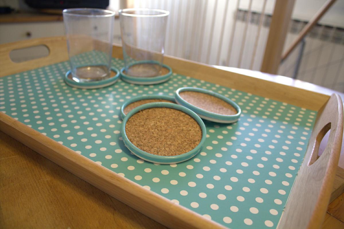 DIY San Valentin - Posavasos con tapas recicladas y corcho 3