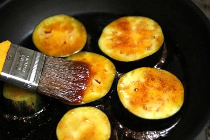 Berenjenas especiadas con miel