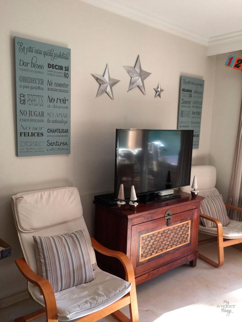 Tutorial on how to make faux metal stars out of common household items and silver spray paint