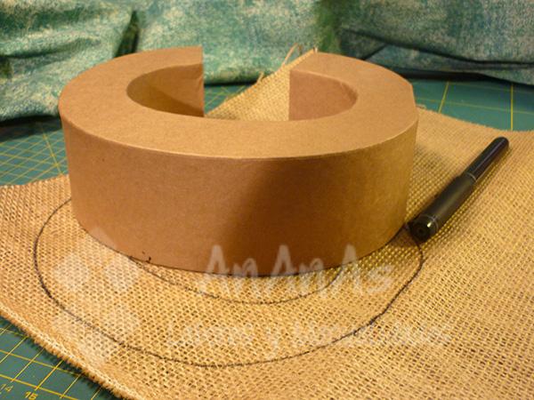 marcar-la-tela-con-la-letra-como-patrón